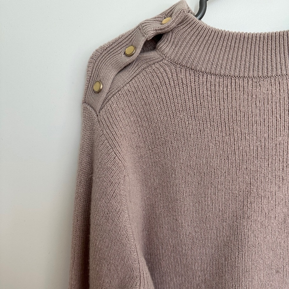 Club Monaco Lilac sweater